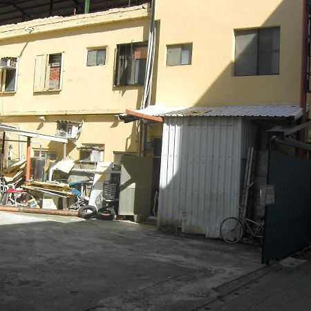 Uni Hotel Taitung Bagian luar foto