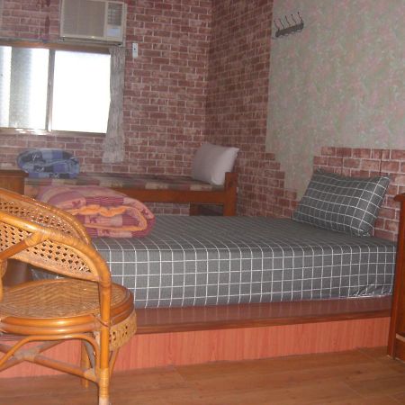 Uni Hotel Taitung Bagian luar foto