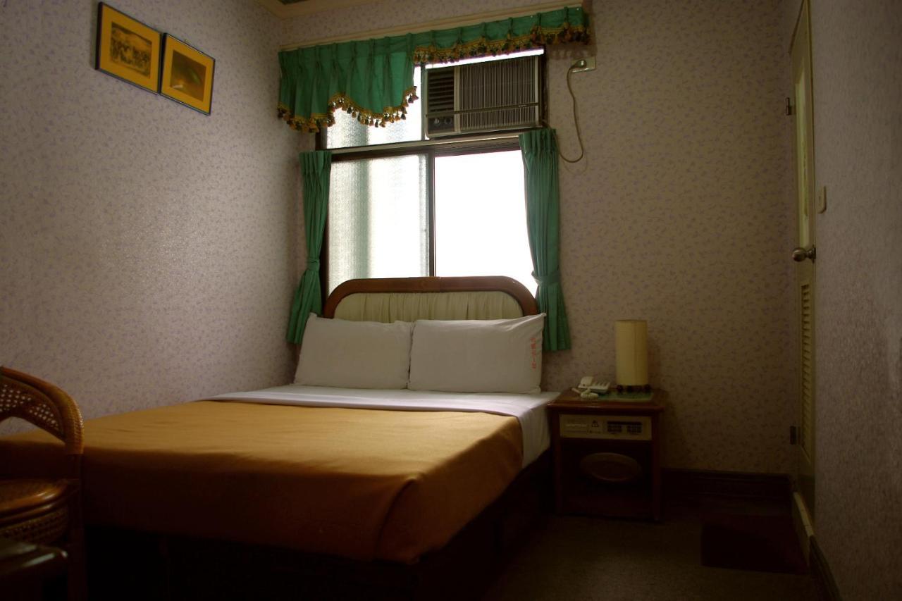Uni Hotel Taitung Bagian luar foto