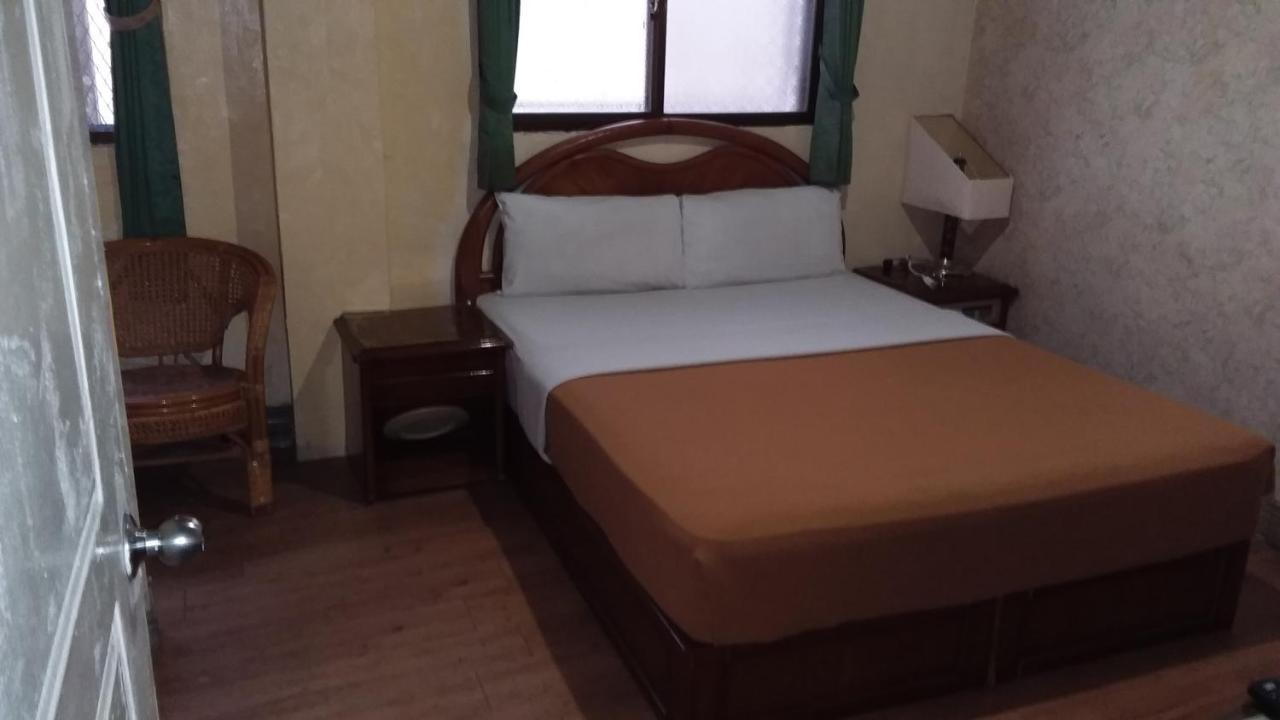 Uni Hotel Taitung Bagian luar foto