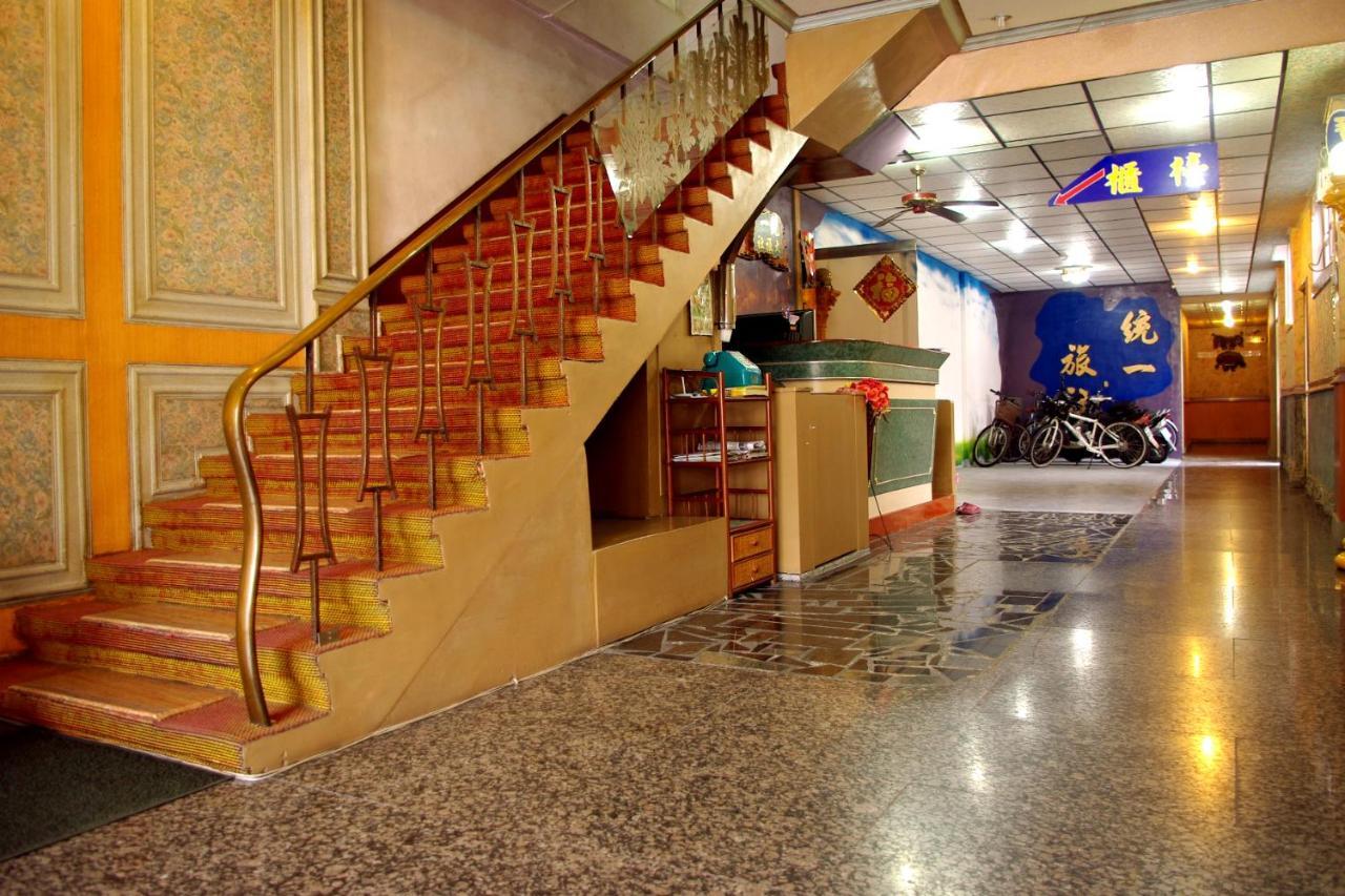 Uni Hotel Taitung Bagian luar foto