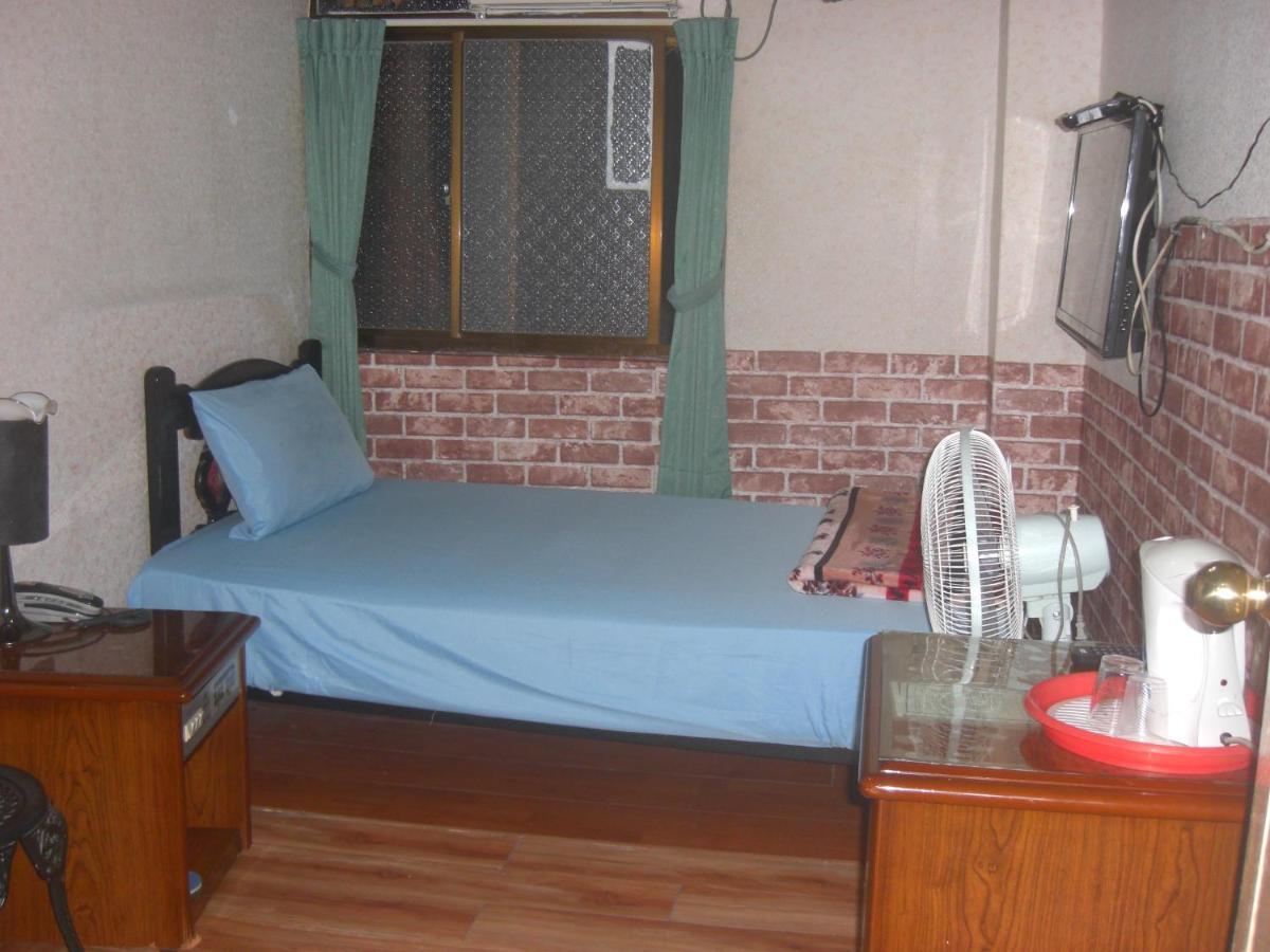 Uni Hotel Taitung Bagian luar foto